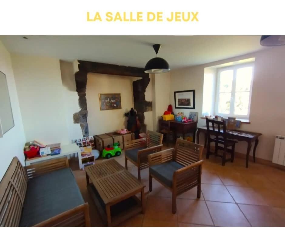 Large Farmhouse With Garden And Sea View For 8 People Locquenole Bagian luar foto