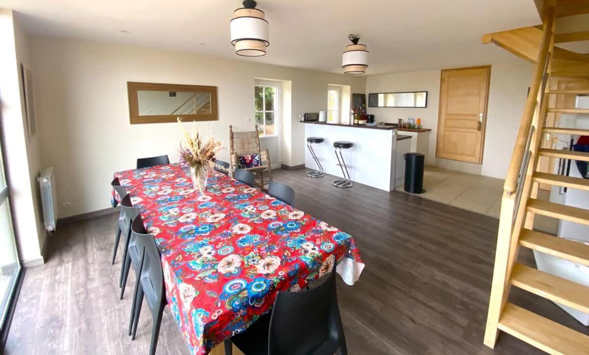 Large Farmhouse With Garden And Sea View For 8 People Locquenole Bagian luar foto